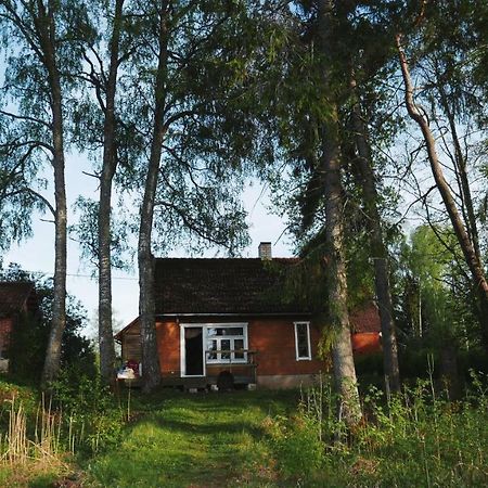 Allika-Loeoevi Sauna Cabin Hotel Suure-Jaani Exterior photo